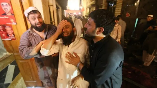 عوام نیشنل پارٹی کے جلسے پر حملہ