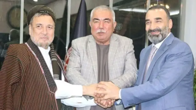 عطا محمد نور، ژنرال دوستم و محمد محقق که از رهبران با نفوذ شمال افغانستان به شمار می‌روند، در گذشته بارها بر سر نفوذ و حاکمیت در شمال افغانستان باهم درگیر شده‌اند