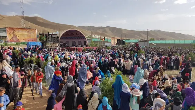 جشنواره دنبوره در بامیان