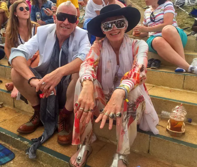 колоритная парочка