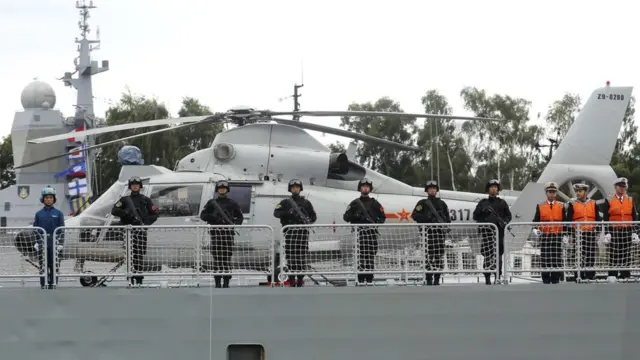 Tàu TQ