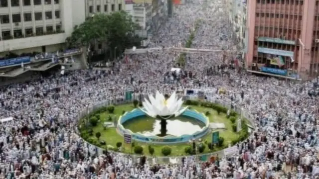 শাপলা চত্বর