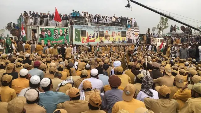 جے یو آئی آزادی مارچ