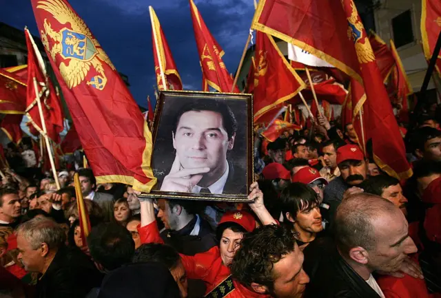 прихильники