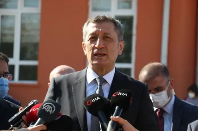 Milli Eğitim Bakanı Ziya Selçuk