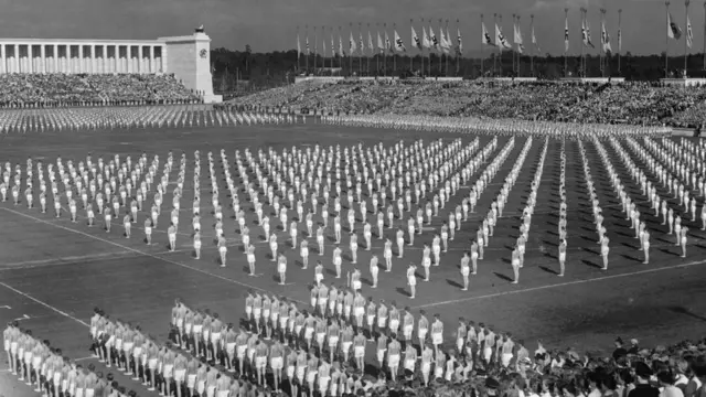 الموكب النازي في نورمبرغ