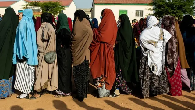 Le faible taux de scolarisation, et les multiples exactions qu'elles subissent, ont amené Hanna Paranta à risquer sa vie pour sauver la femme somalienne