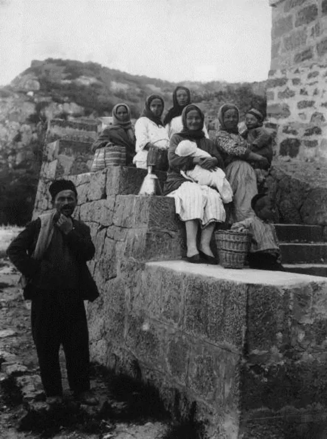 До Другої Світової населення Криму перевищувало 1 млн людей