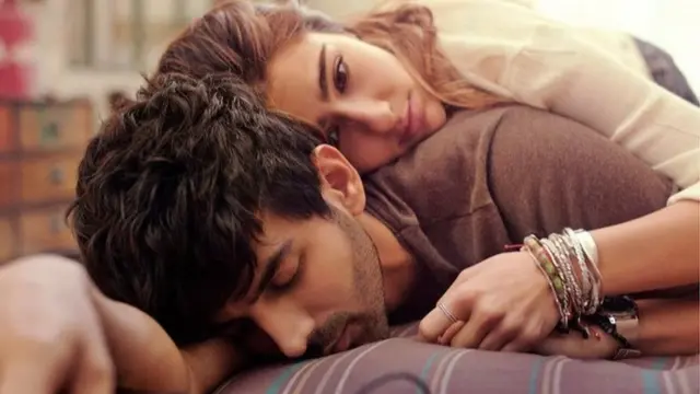 सारा अली खान और कार्तिक आर्यन.