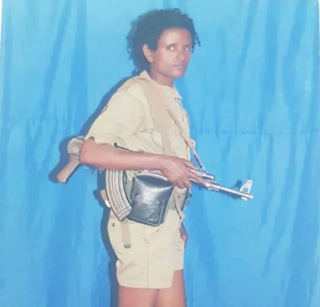 ተጋዳሊት ብርሃ ኣፅበሃ