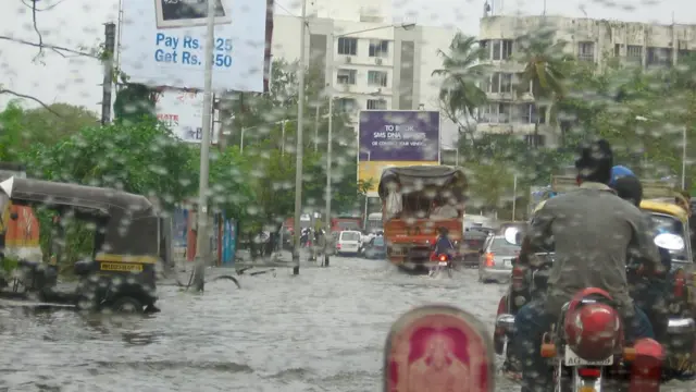 ரெட் அலர்ட்: " தமிழகத்தில் நாளை எங்கு, என்ன நடக்கும்?" தமிழ்நாடு வெதர்மேன் பேட்டி