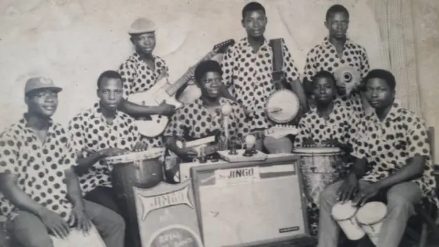 Aworan ọmọ ẹgbẹ akọrin Popular Jingo