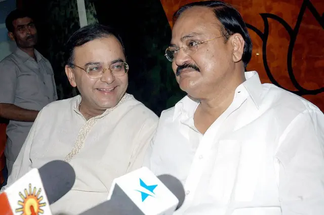 જેટલી અને વૈંકેયા