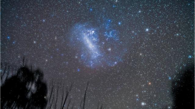 A Grande NuvempokerambitionMagalhães vista com telescópio