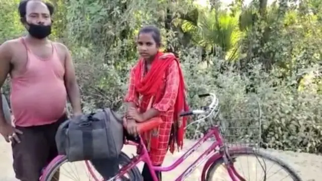 જ્યોતિ કુમારી મોહન પાસવાન સાથે