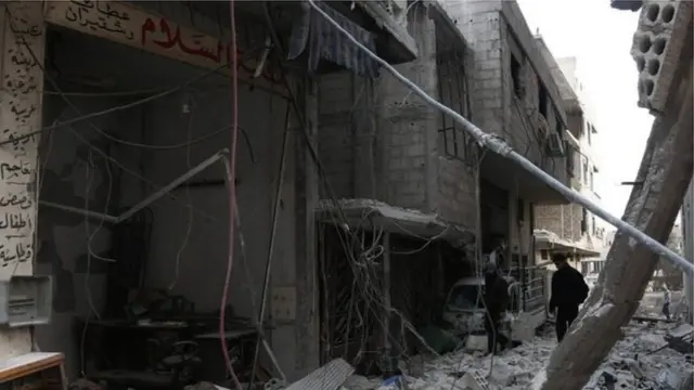 یک گروه ناظر می‌گوید در ده روز گذشته بیش از ۵۵۰ نفر در غوطه شرقی کشته شده‌اند