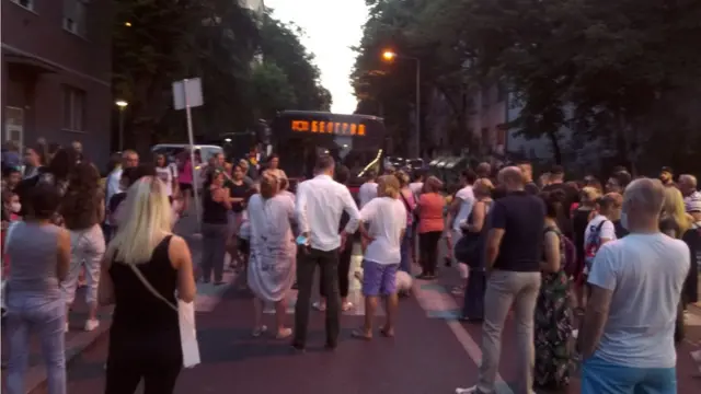 Okupljanje na Karaburmi