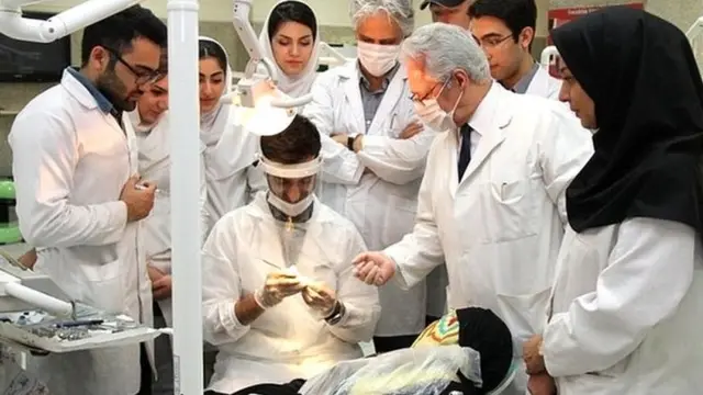 پزشکان و رزیدنت ها