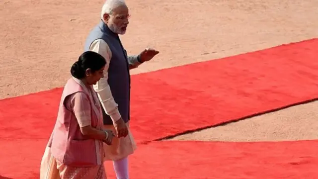 नरेंद्र मोदी, सुषमा स्वराज
