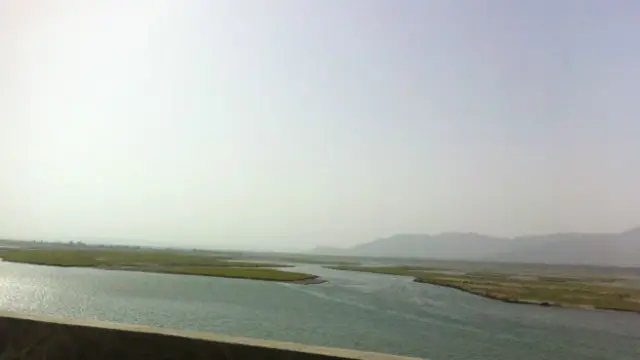 گردهمایی معترضان به ساخت یک فرودگاه جدید در ننگرهار؛ 'مانع اعمار بند آب ...