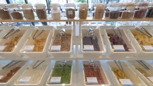 ขนมขบเคี้ยว เครื่องเทศ เครื่องปรุงแบบออร์แกนิกไร้สารปรุงแต่ง ที่มีให้เลือกมากมาย