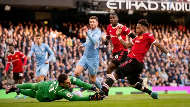 Ifẹsẹwọnsẹ Manchester City ati Manchester United
