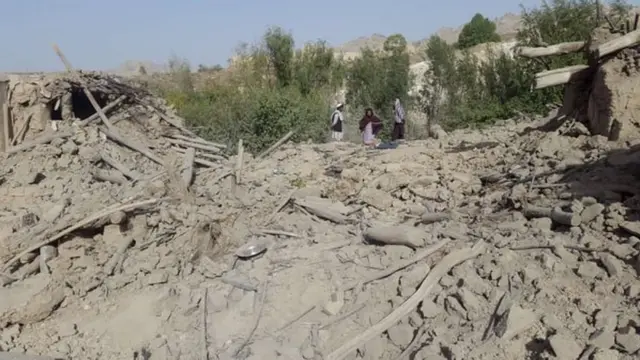 د جغتو ملا حافظ کلي هوايي برید کې یوه کورنۍ بشپړه له منځه تللې