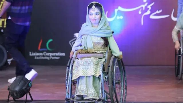 پېښور کې د معلولينو نندارتون