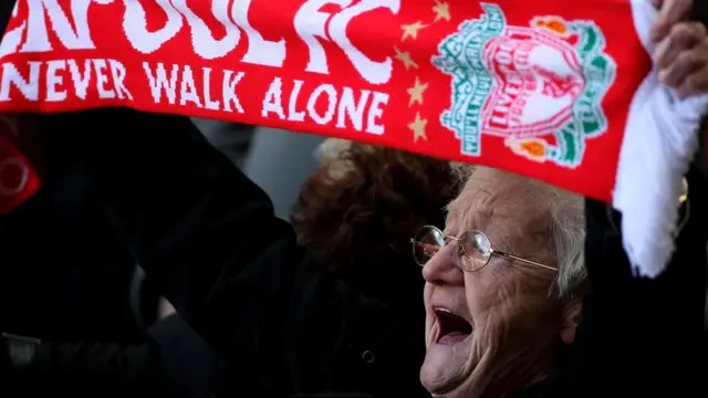 Действительно ли пожилые люди страдают от одиночества больше других?