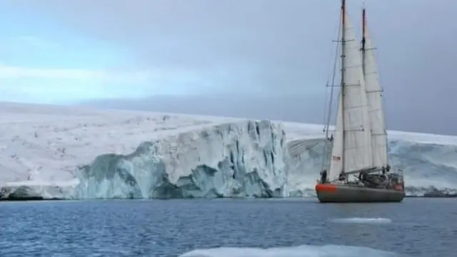 கடலில் வாழும் இரண்டு லட்சம் வகை வைரஸ்கள் கண்டுபிடிப்பு