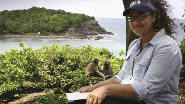 Laurie Santos e os símios