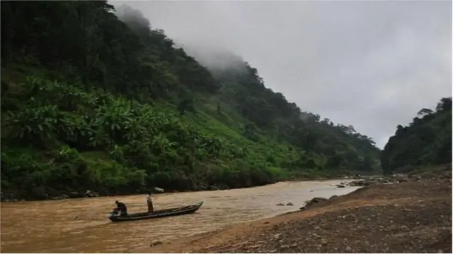 বাংলাদেশে পর্যটকরা যাচ্ছেন নতুন নতুন সব গন্তব্যে