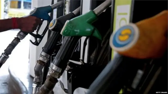 पेट्रोल पंप