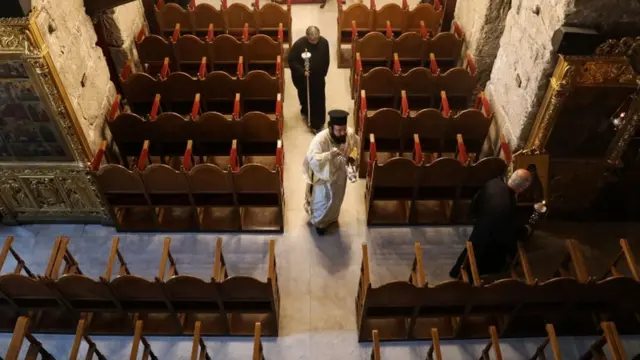 Служба в Ларнаке