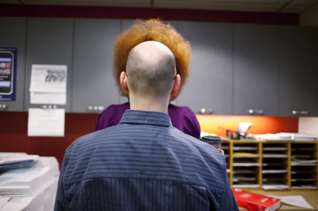 பணியில் சேரும் கருப்பினப் பெண்களை