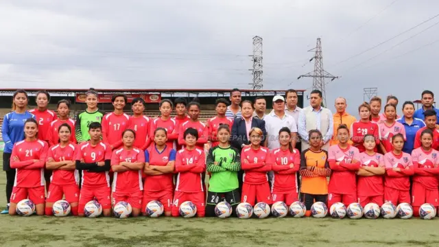 महिला फुटबल