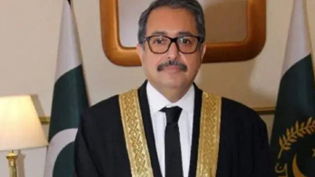 चीफ़ जस्टिस