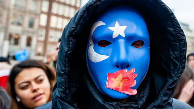 Ana zargin China da tilasta wa 'yan kabilar Uighur koyon harshen Mandarin