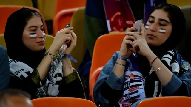 Suporter perempuan Arab Saudi