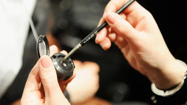 मेकअप का सामान