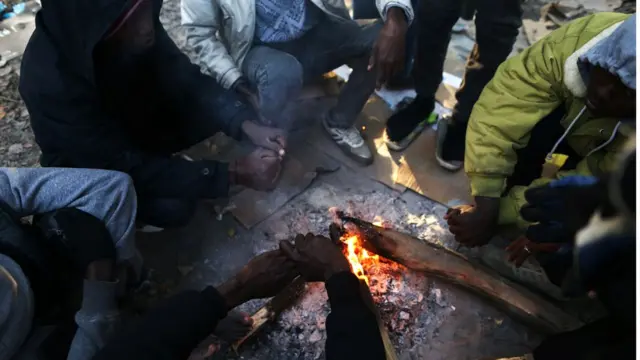 Migrantes na França;