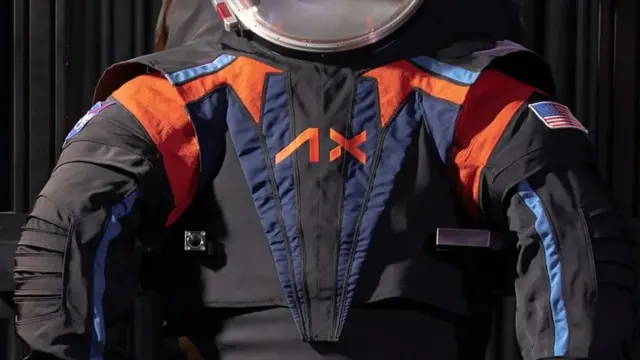 액시엄 스페이스 신형 우주복 디자인