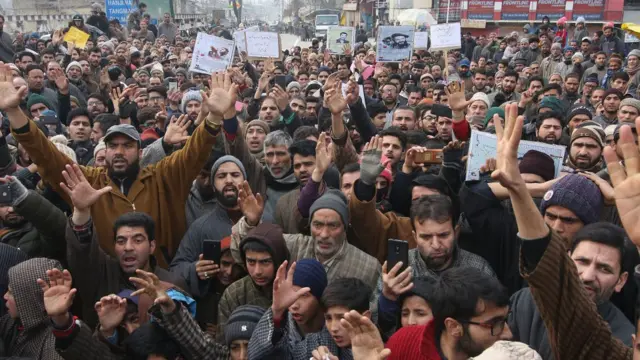 કાશ્મીરમાં પ્રદર્શન