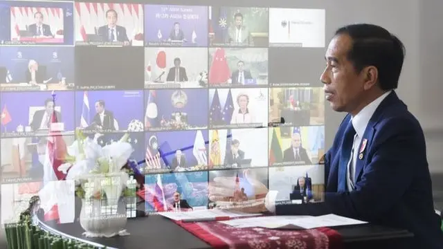 Presiden Joko Widodo menghadiri Konferensi Tinggi Tinggi (KTT) Asia-Europe Meeting (ASEM) ke-13 secara virtual dari Istana Kepresidenan Bogor, pada Jumat, 26 November 2021
