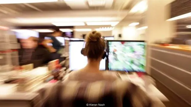 Ilustrasi multitasking