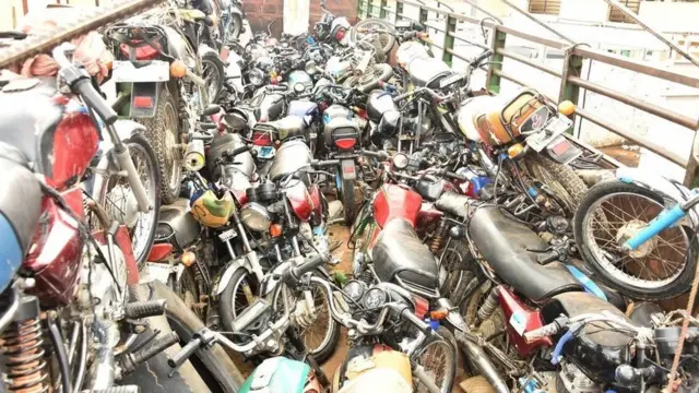 Di truck with Okada inside