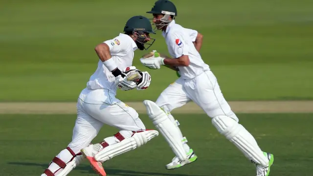 کرکٹ، پاکستان، ویسٹ انڈیز