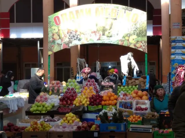 Тожикистондаги бозорлардан бири