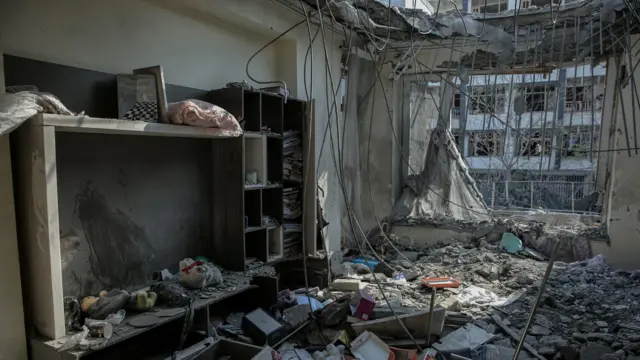 خانه تخریب شده در کابل در حمله هوایی پاکستان