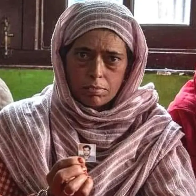 ارشد کی والدہ حنیفہ